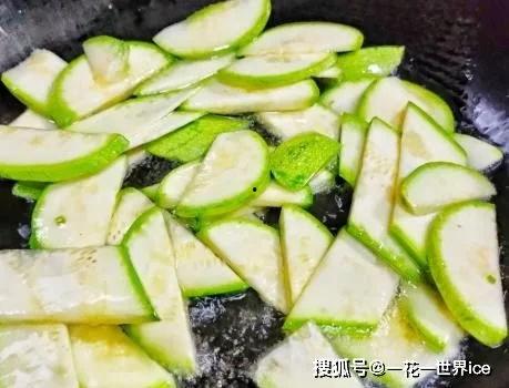 发烧可以吃角瓜,角瓜助力身体恢复